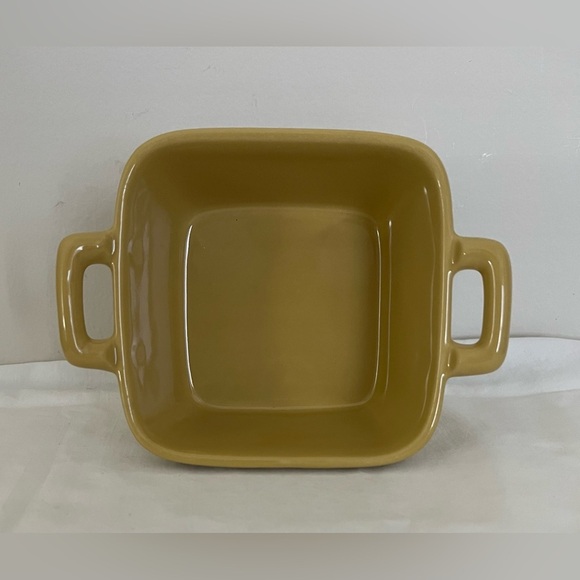 Kirklands Stoneware Butter Dish / Serving Dish, Microwave & Dishwasher Safe - Picture 5 of 12